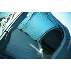 Vango Skye 400 Tent (Deep Blue) 29 Vango Skye 400 Tent (Deep Blue) -Out Door World 2024 skye 400 detail 7 low res